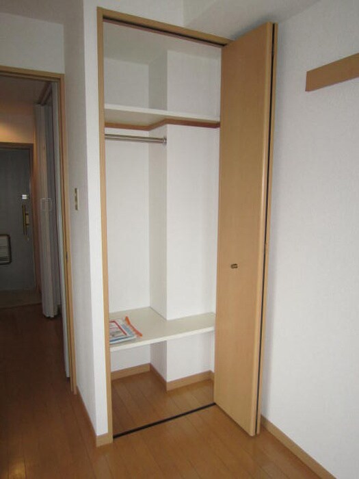 物件内観写真13　(収納)