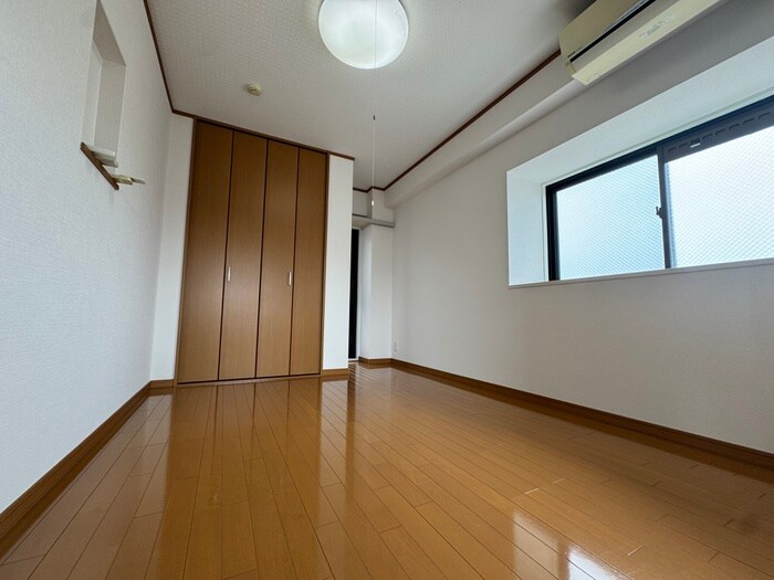 物件内観写真13　(居室)