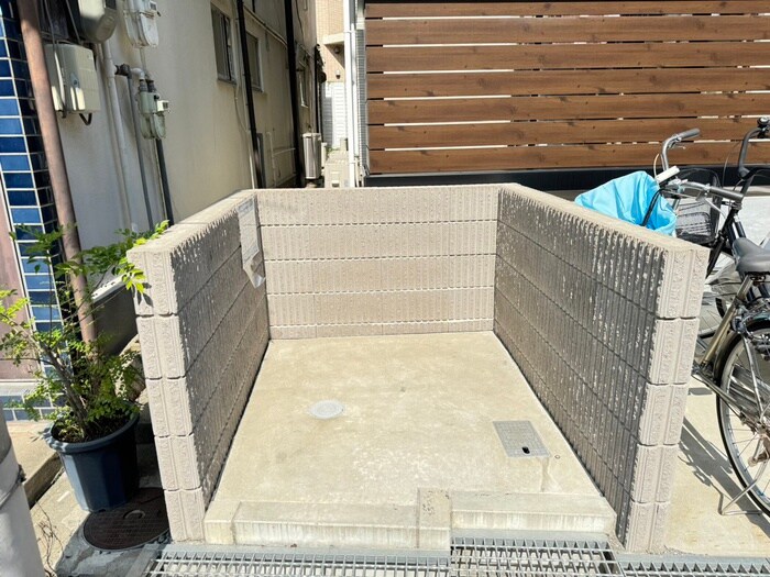 物件外観写真6　(建物設備)