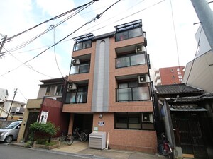 ウエストコ－ト外観写真