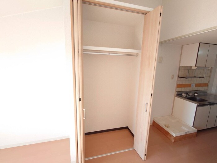 物件内観写真9　(収納)