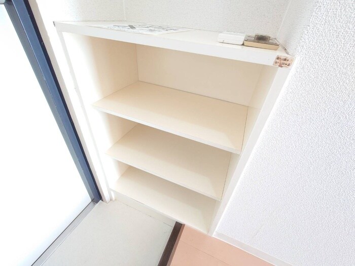 物件内観写真14　(靴箱)