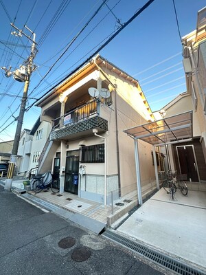 磯川コ－ポ外観写真