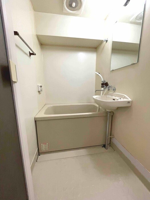 物件内観写真8　(バス／シャワールーム等)