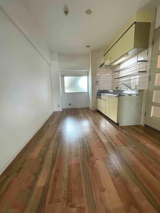 物件内観写真11　(居室)