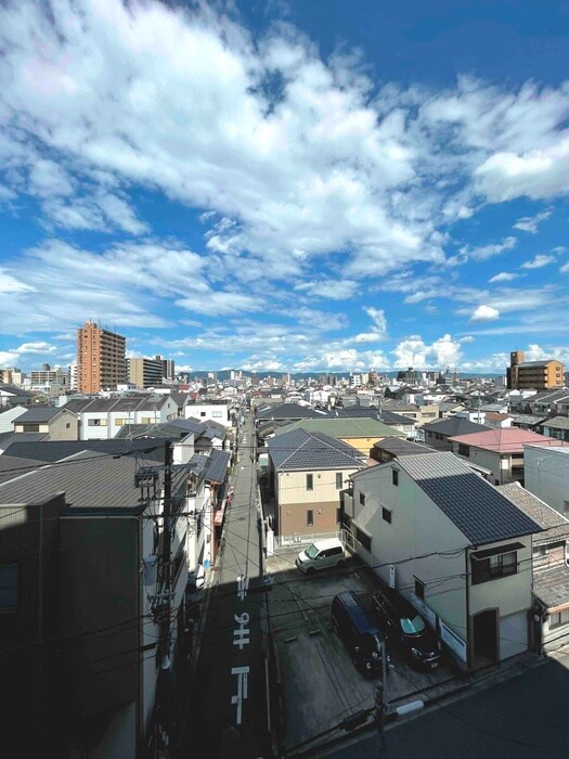 物件内観写真22　(室内からの展望)