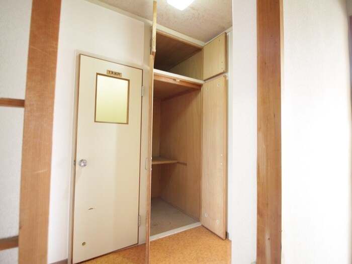 物件内観写真8　(収納)