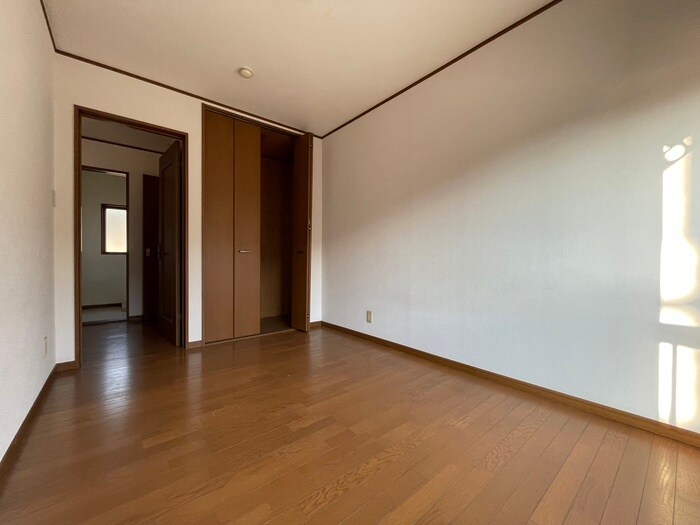 物件内観写真8　(居室)