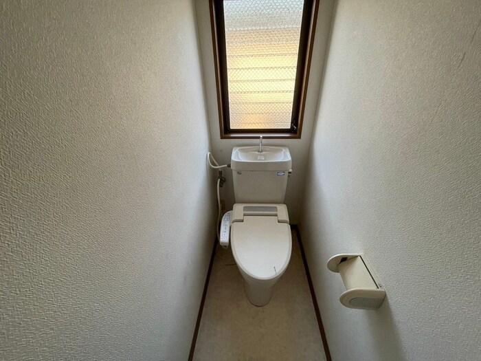 物件内観写真13　(トイレ)