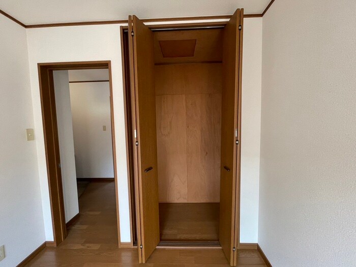 物件内観写真16　(収納)