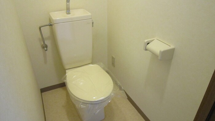 物件内観写真13　(トイレ)