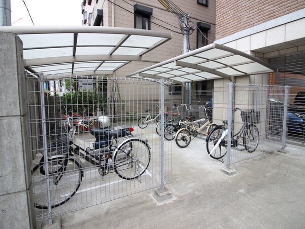 駐輪場