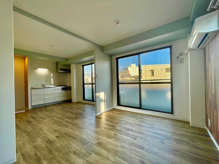 物件内観写真10　(居室)