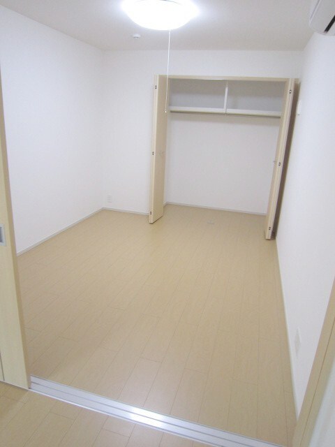 物件内観写真13　(居室)