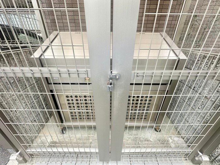 物件外観写真6　(建物設備)