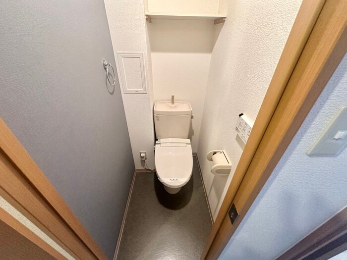 物件内観写真10　(トイレ)