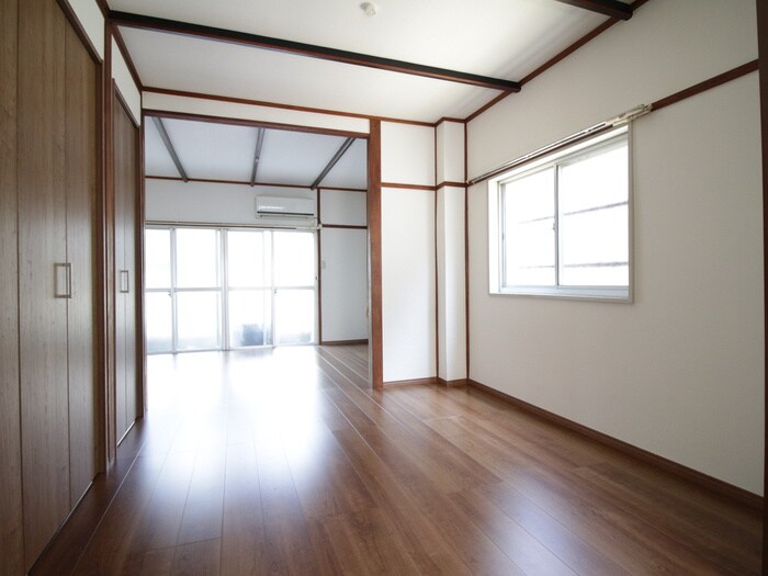 物件内観写真8　(居室)