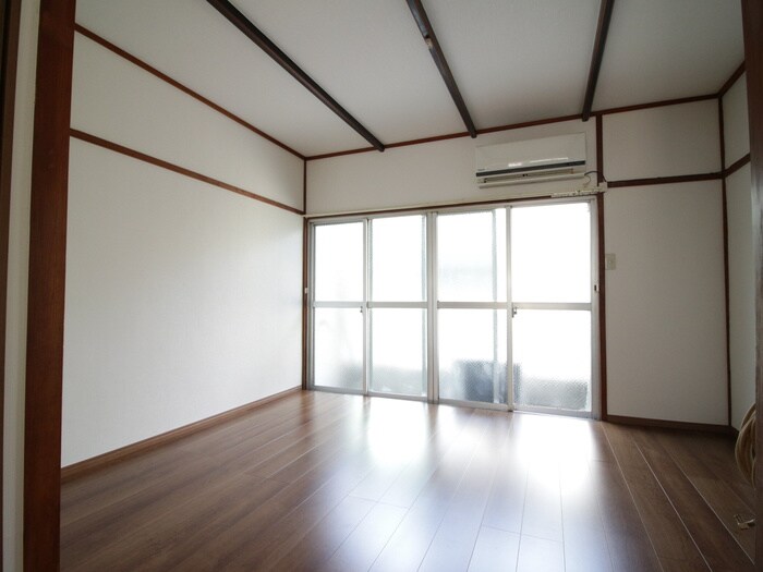 物件内観写真9　(居室)