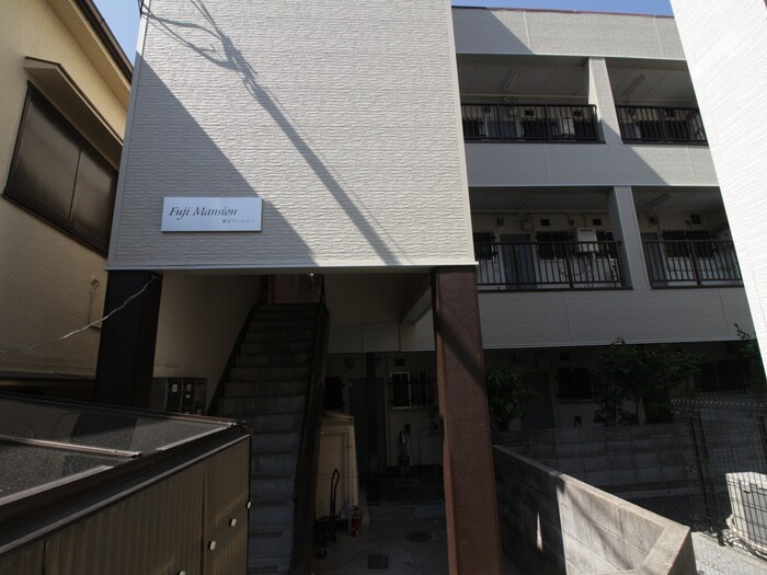 物件外観写真5　(外観写真)