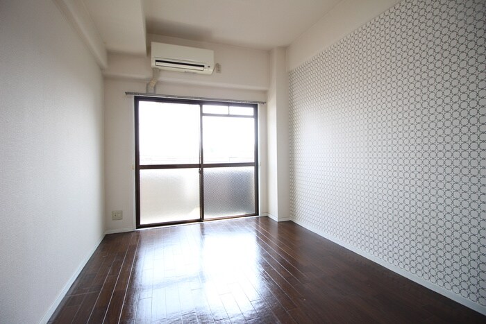 物件内観写真10　(居室)