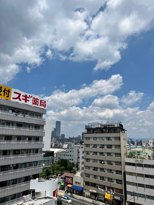 物件内観写真16　(室内からの展望)