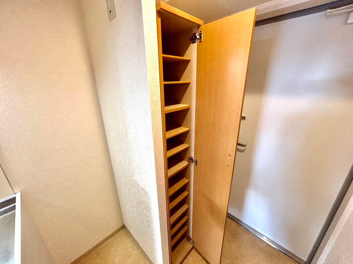 物件内観写真22　(靴箱)