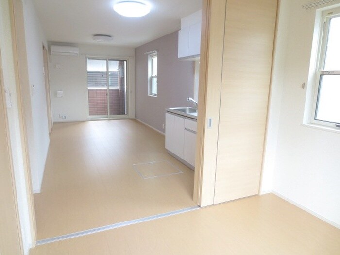 物件内観写真5　(居室)