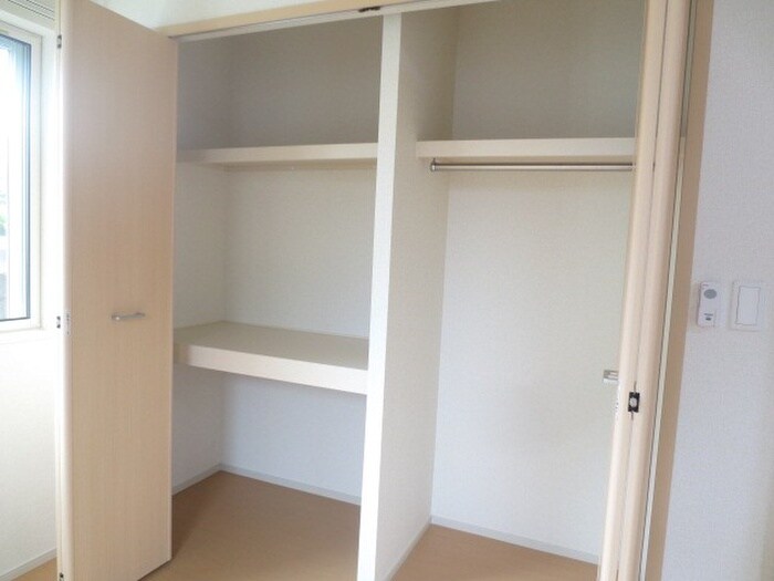 物件内観写真9　(収納)