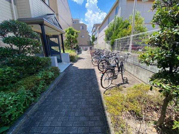 駐輪場