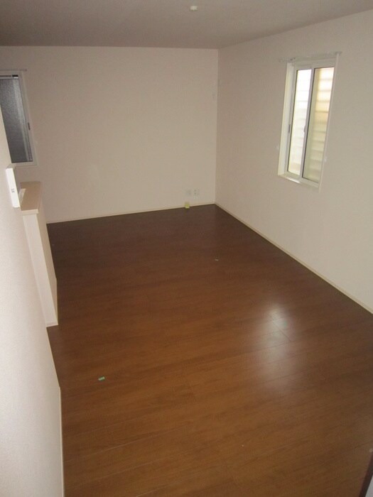 物件内観写真13　(玄関)