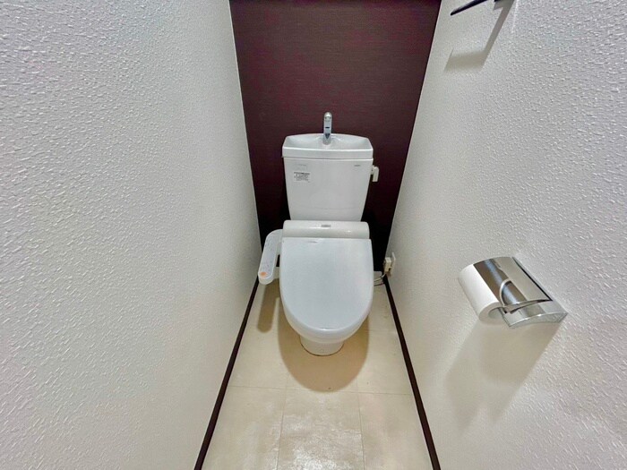 物件内観写真12　(トイレ)