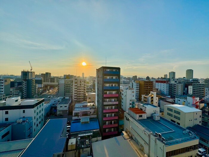 物件内観写真16　(室内からの展望)