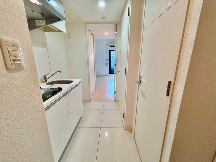 物件内観写真18　(廊下)