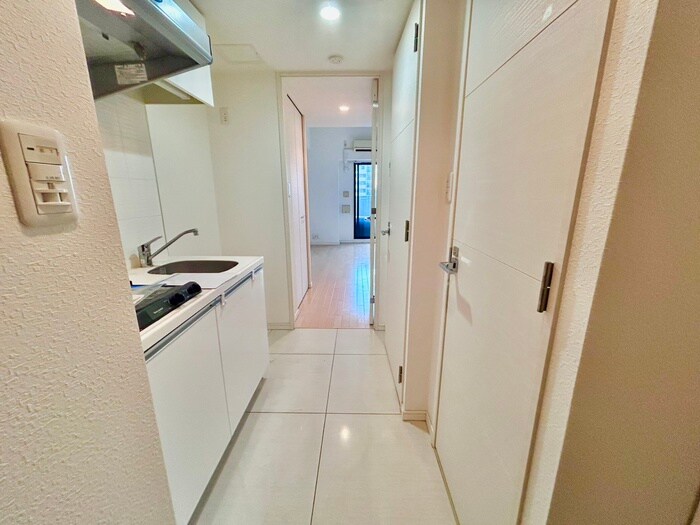 物件内観写真20　(廊下)