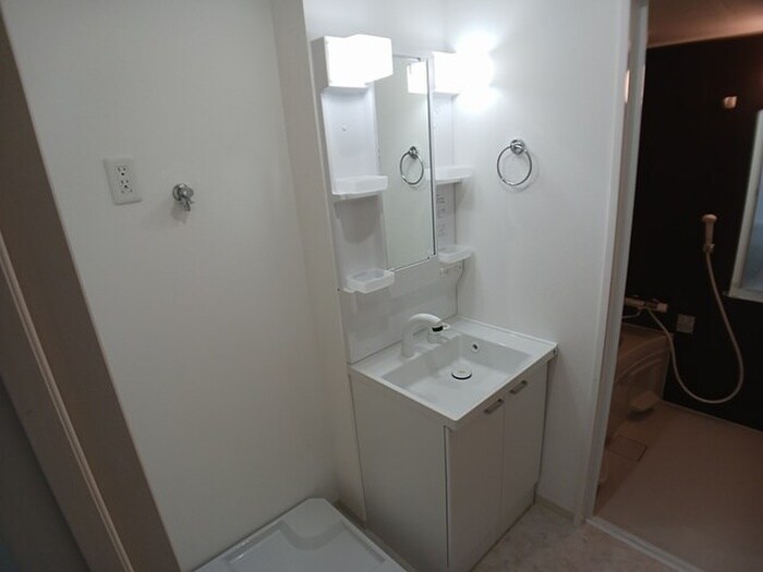 物件内観写真10　(洗面)