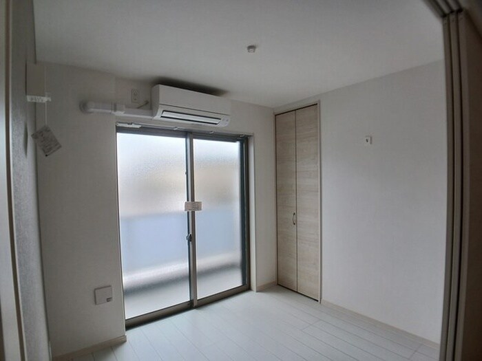 物件内観写真12　(居室)