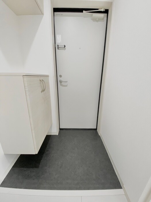 物件内観写真15　(玄関)
