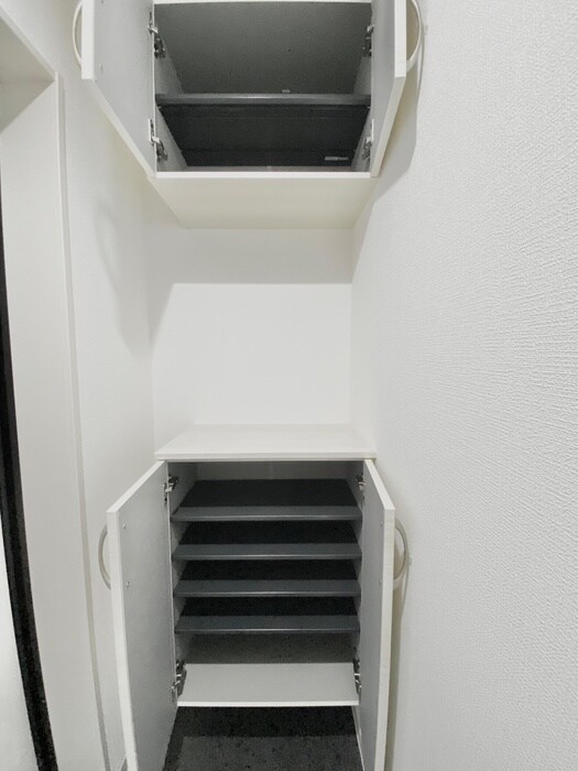 物件内観写真16　(靴箱)