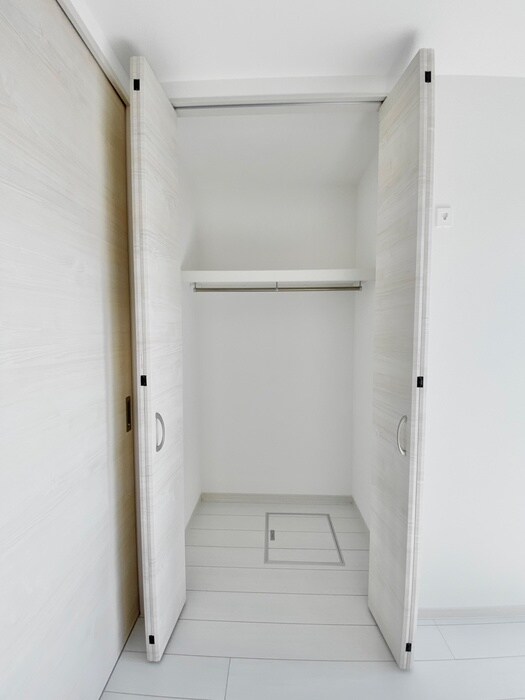 物件内観写真18　(収納)