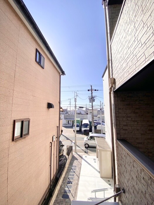 物件内観写真20　(室内からの展望)