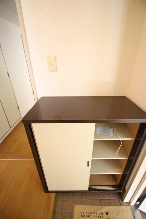 物件内観写真19　(靴箱)