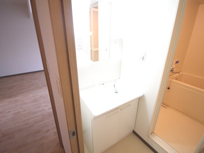 物件内観写真15　(洗面)