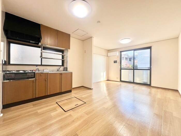 物件内観写真8　(居室)