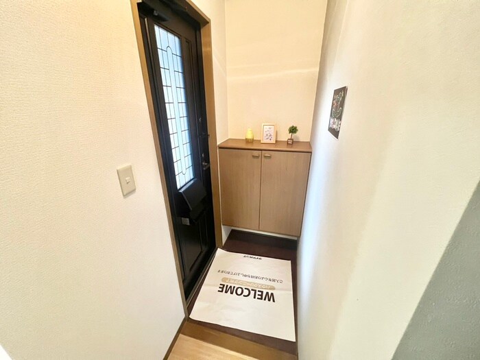 物件内観写真19　(玄関)