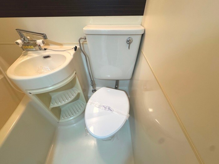 物件内観写真10　(トイレ)