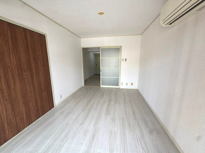 物件内観写真16　(居室)