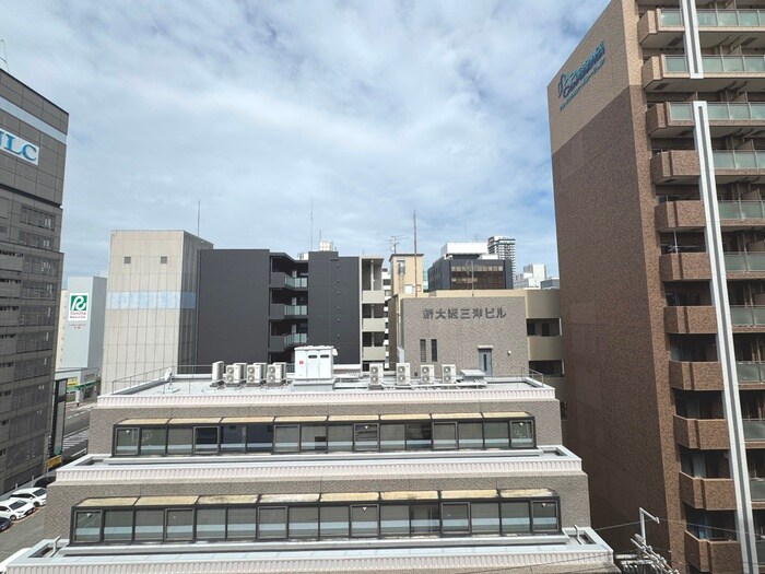 物件内観写真18　(室内からの展望)