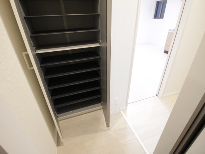 物件内観写真19　(靴箱)