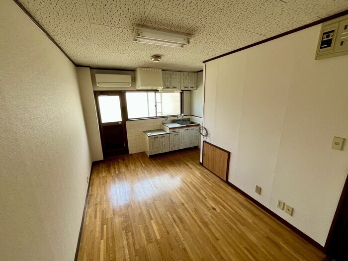 物件内観写真7　(居室)