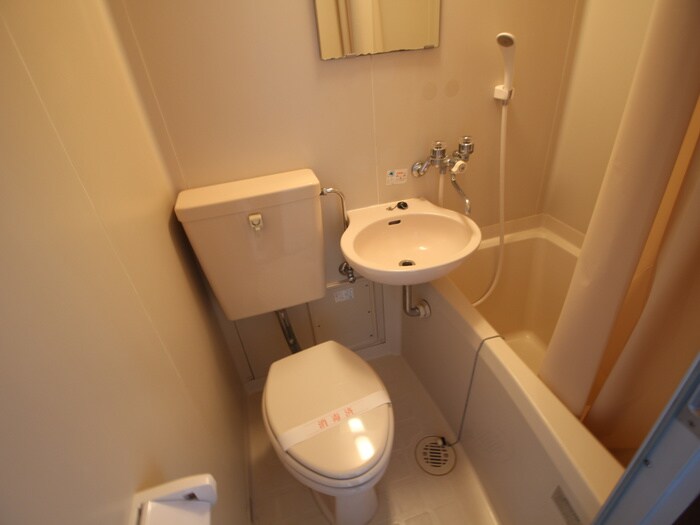 物件内観写真13　(トイレ)